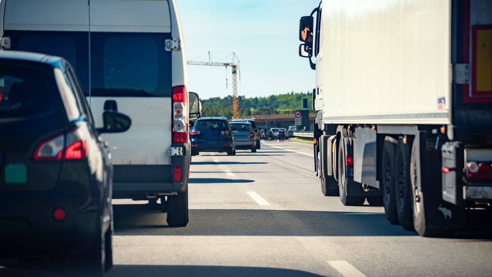 How to File a Truck Accident Lawsuit Your Guide
