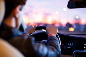 ¿Merece la pena demandar a un conductor sin seguro?