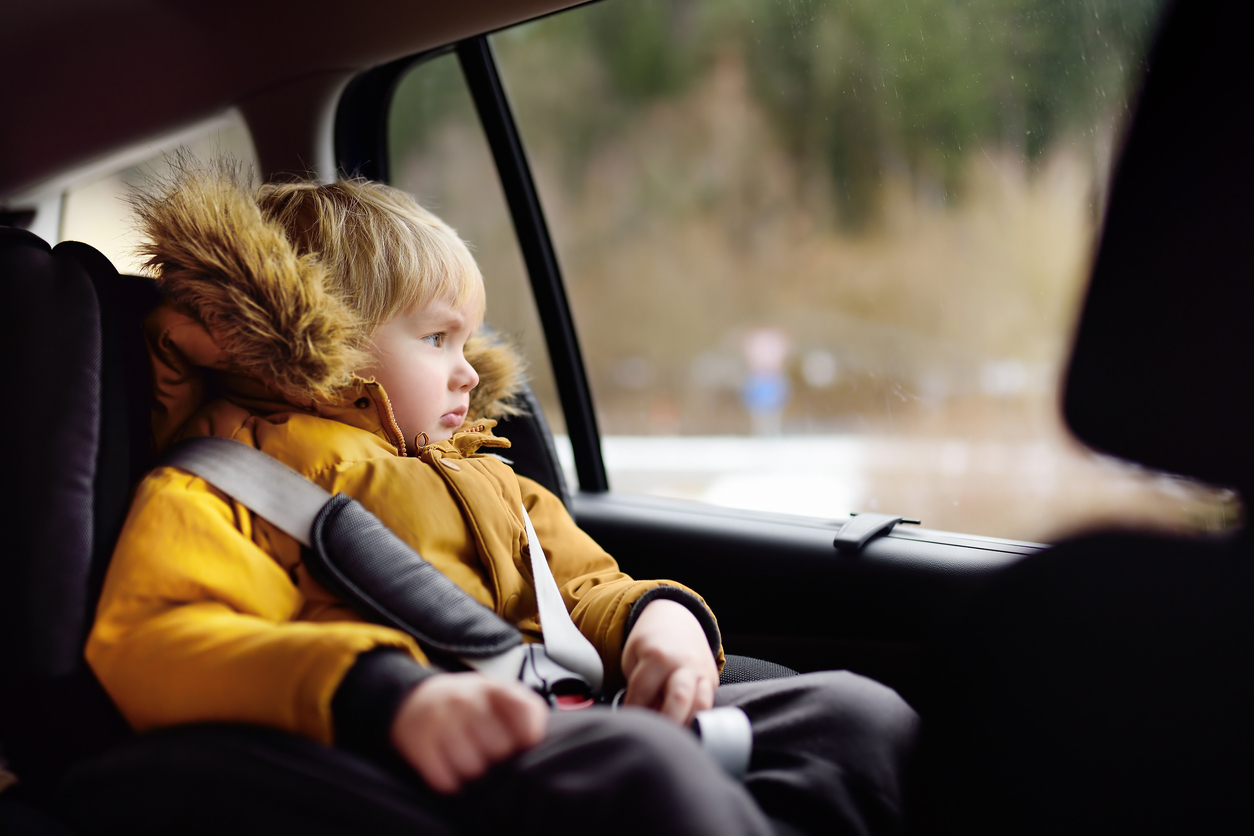 At What Age Can Kids Sit in the Front Seat of a Car in Illinois?