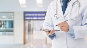 Cómo te pueden ayudar nuestros abogados especializados en lesiones personales con un reclamo por mala praxis médica por una lesión causada por un “never event”