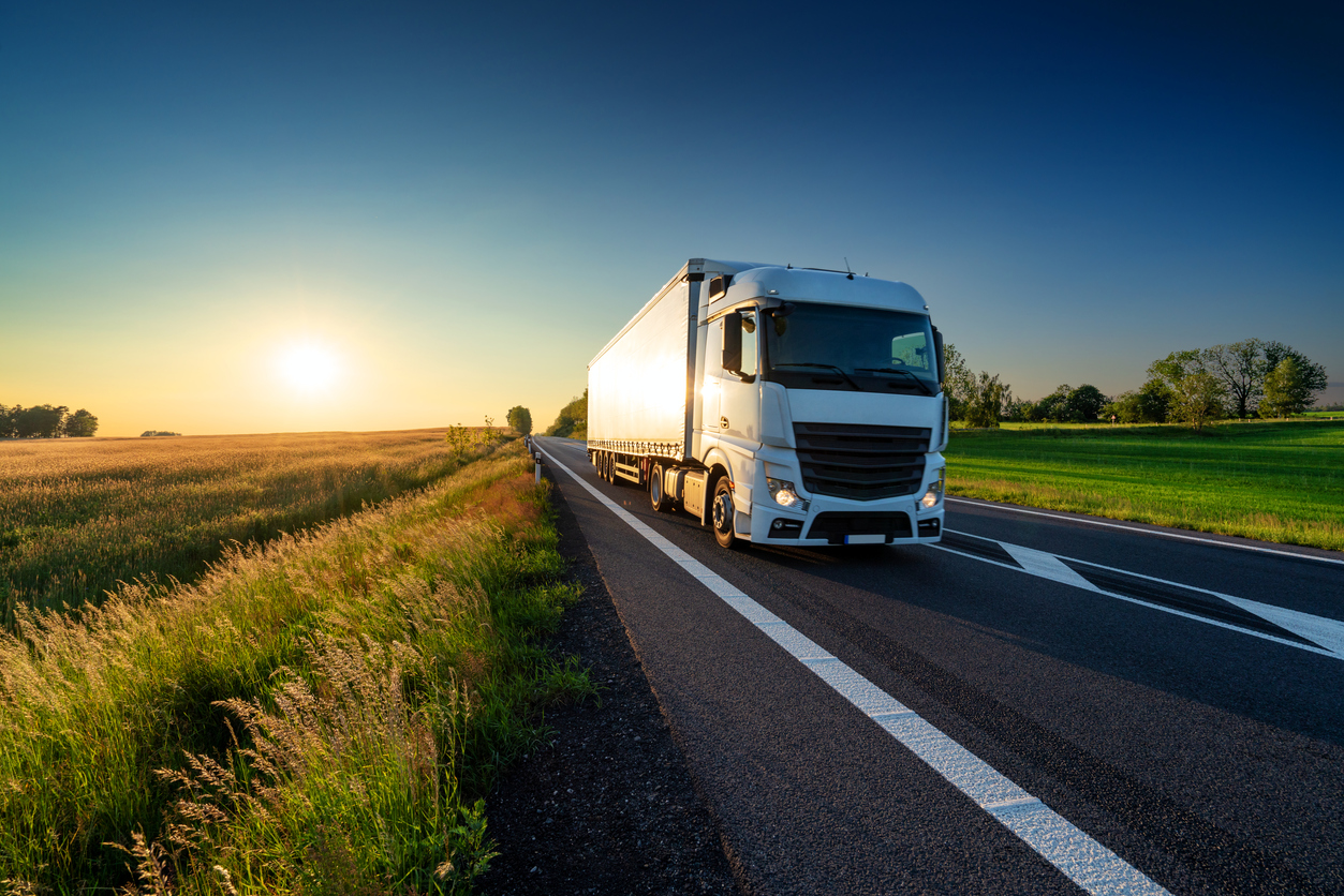 Why Choose Zayed Law Offices Personal Injury Attorneys for Help After an Interstate Truck Accident in Miami, FL?